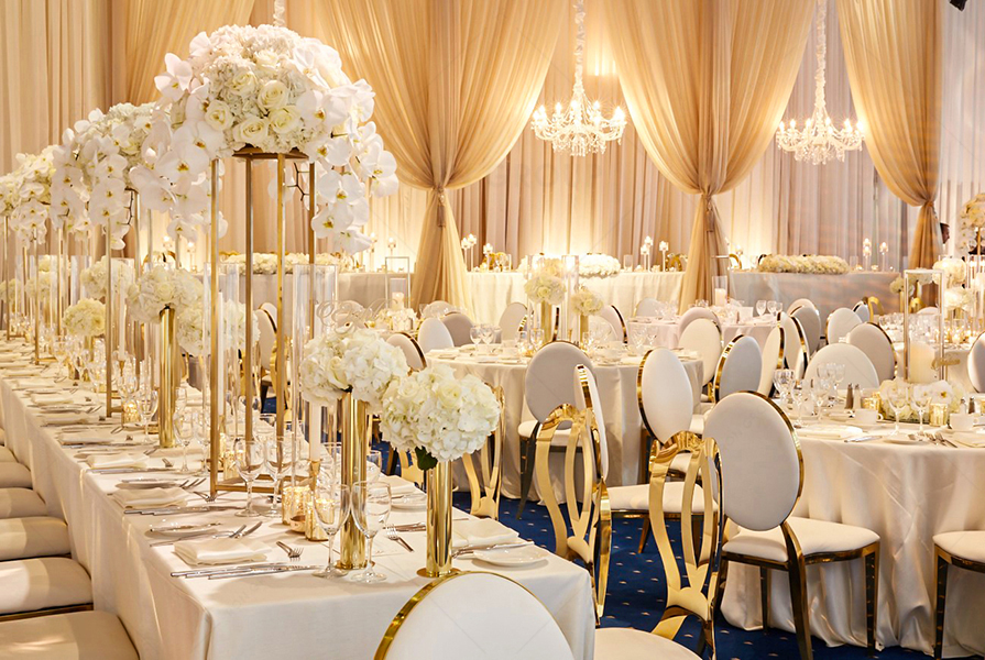 This set of wedding furniture suitable for Spanish high-end restaurants can enhance the charm of your restaurant!