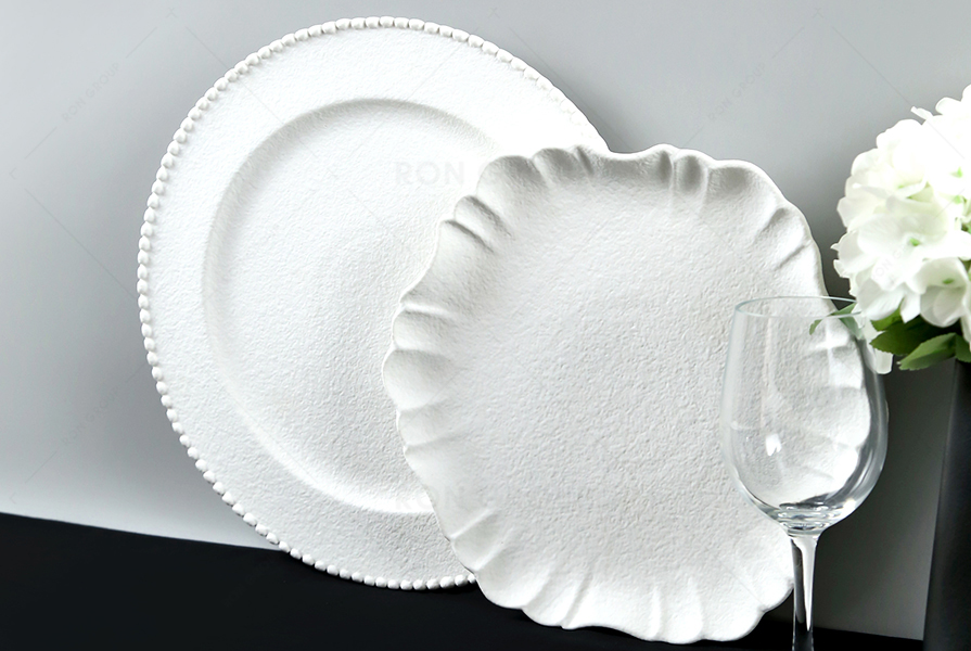 Two reasons why it is advisable for restaurant chains to choose customized tableware? 2