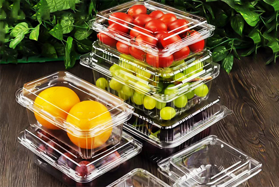The restaurant's retail model can be packaged in this plastic packing box